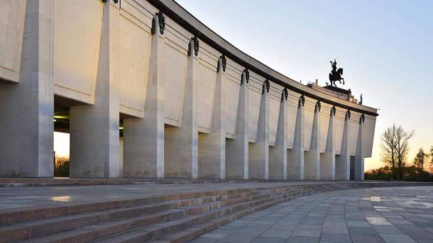 Выставка «Как пуховый платок оборону крепил» откроется в Музее Победы 24 мая