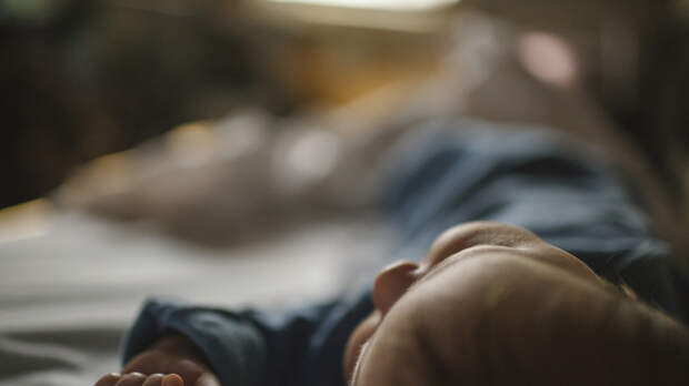 Политолог назвал правильным подходом выплаты студентам при рождении ребёнка