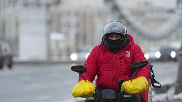 Средняя зарплата курьеров в России составляет почти 170 тыс. рублей