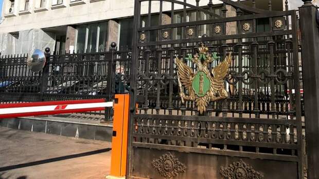 От печали до радости: реакция Запада на список СМИ-иноагентов в России