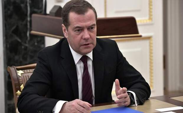 Медведев: РФ видит свою историческую миссию в окончательном истреблении фашизма