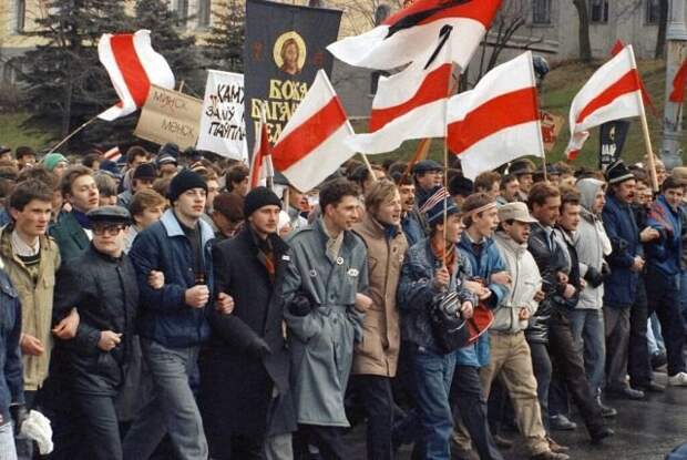 Подборка атмосферных фото из 90-х