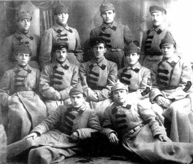 2 марта 1925 года в Красной Армии был повсеместно введен принцип единоначалия