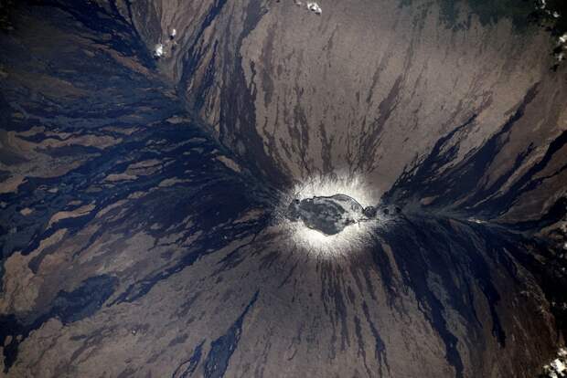 Вулкан Мауна-Лоа на острове Гавайи астронавт, земля, космос, красота, мкс, планета, природа, фотография