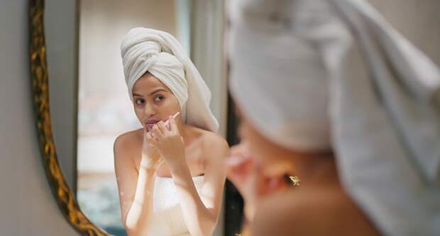 Названы три внешних признака высокого уровня холестерина