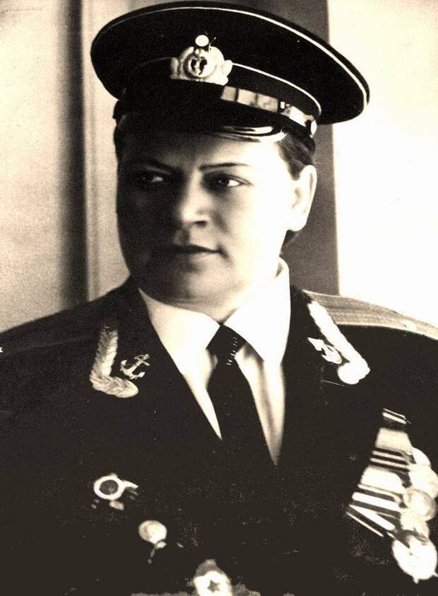 Евдокия Завалий - единственная женщина-командир взвода морской пехоты в годы ВОВ