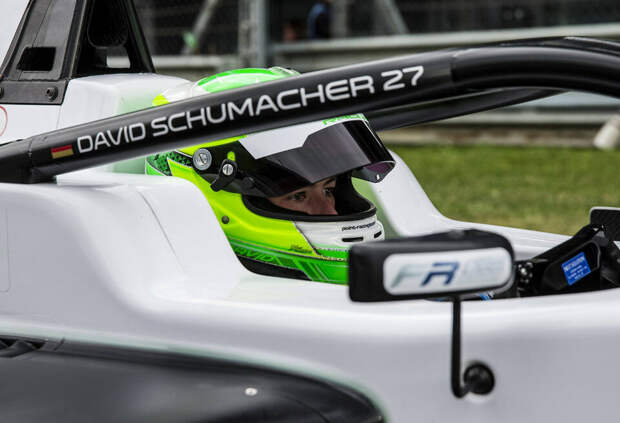 «Никому это не интересно». Сын Ральфа Шумахера раскритиковал Формулу 2 и Формулу 3