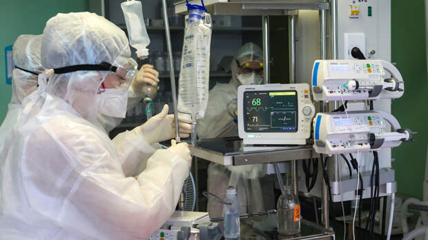 Вирусолог назвал примерную дату окончания волны «Омикрона» в России