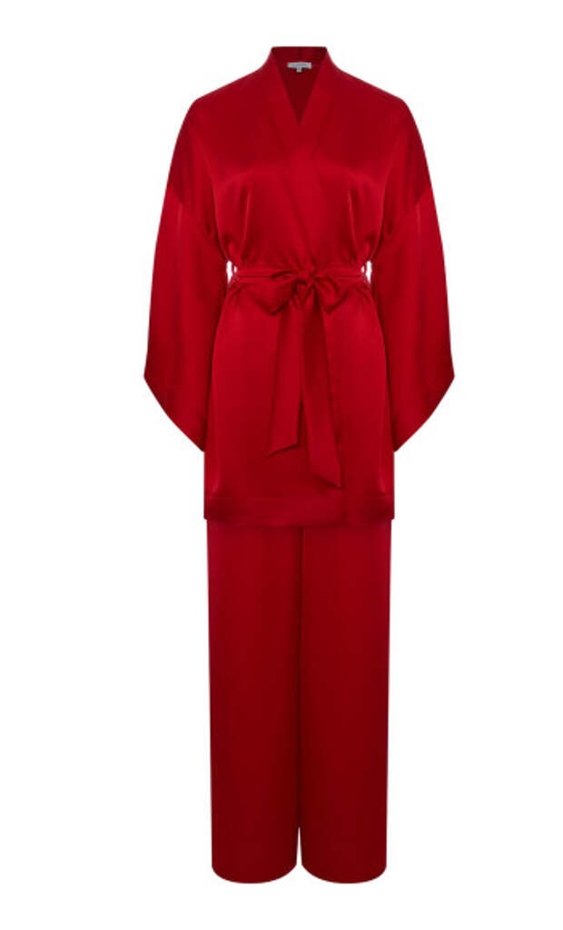 Пижама Look & Feel, 22 700 руб. (vk.comlookandfeelstore)