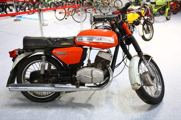 В России сертифицировали выпускаемые в Индии мотоциклы Jawa