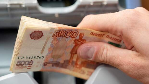 Работодателям запретили снижать премии более чем на 20% от зарплаты