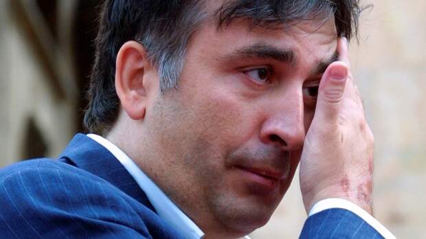 Таскали за волосы и дали по шее: с Саакашвили не стали церемониться в тюремной больнице