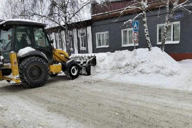 В Тамбове за день вывезли более 8 тысяч кубометров снега