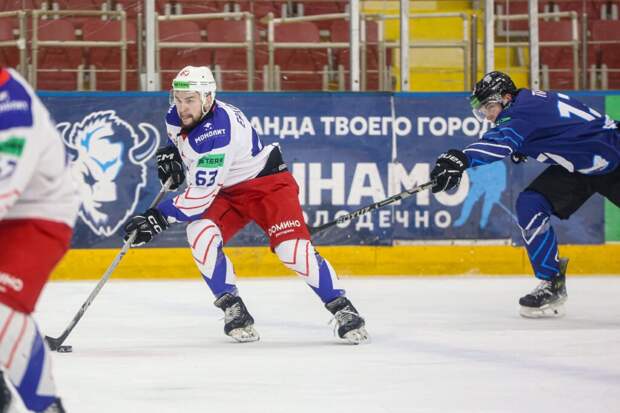 В Смоленске ХК «Славутич» взял седьмую победу подряд