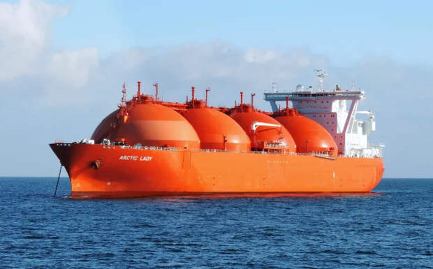 Литва решила слезть с газовой иглы «Газпрома» и получает сжиженный газ из… России