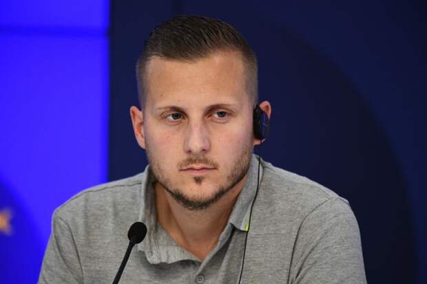 Песков: попавшему под санкции ЕС журналисту Боке в России ничего не угрожает