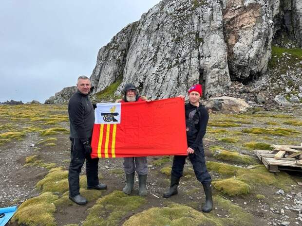 Путешественник Фёдор Конюхов закончил экспедицию на острове Смоленск
