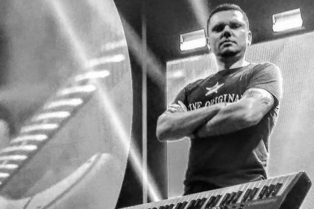 Гитарист "Эпидемии" Мелисов назвал Иванова одним из лучших клавишников в России