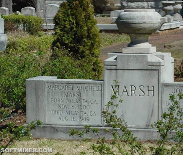 706px-MargaretMitchell-grave
