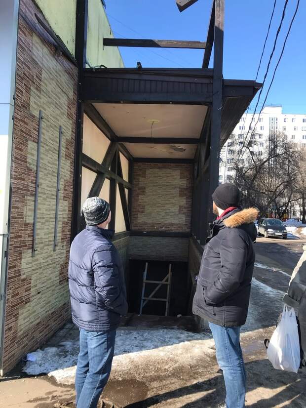 Аварийную пристройку в проезде Дежнёва приведут в порядок — управа