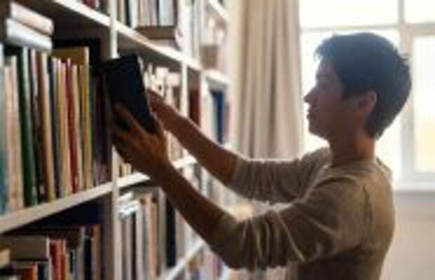 История и археология: Зачем люди собирают дома книги, которые потом не читают: Что такое феномен «цундоку»