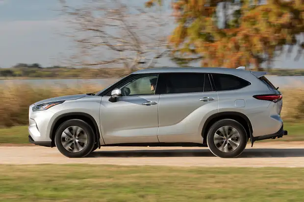 Lexus TX и Toyota Grand Highlander появятся в 2023 году