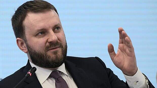 Орешкин призвал не ждать кардинальных отклонений курса рубля
