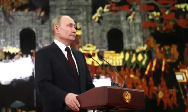 Глава государства призвал защищать российский флот на дальних подступах