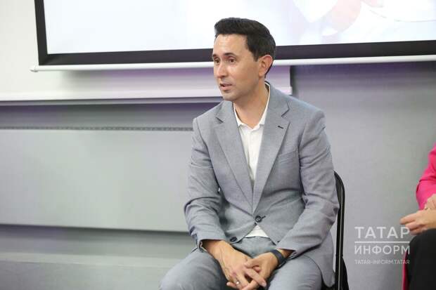 Булат Бәйрәмов Резидә Шәрәфиеваны искә ала: «Үзе генә күрмәде...»