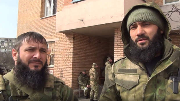 ЗАГАДКА УБИЙЦЫ ОКАЗАЛАСЬ В БАБУШКЕ: ЧЕЧЕНСКИЕ БОЙЦЫ ОБ ОХОТЕ НА СНАЙПЕРШУ