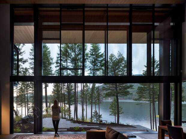Дом для отдыха у озера в штате Монтана