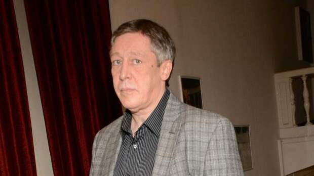 Выяснилось, кому Ефремов обязан своим возвращением на сцену — и это не Михалков