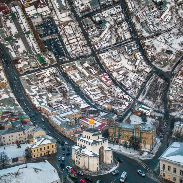 Города России под новым углом: необычный фотопроект в стиле фильма