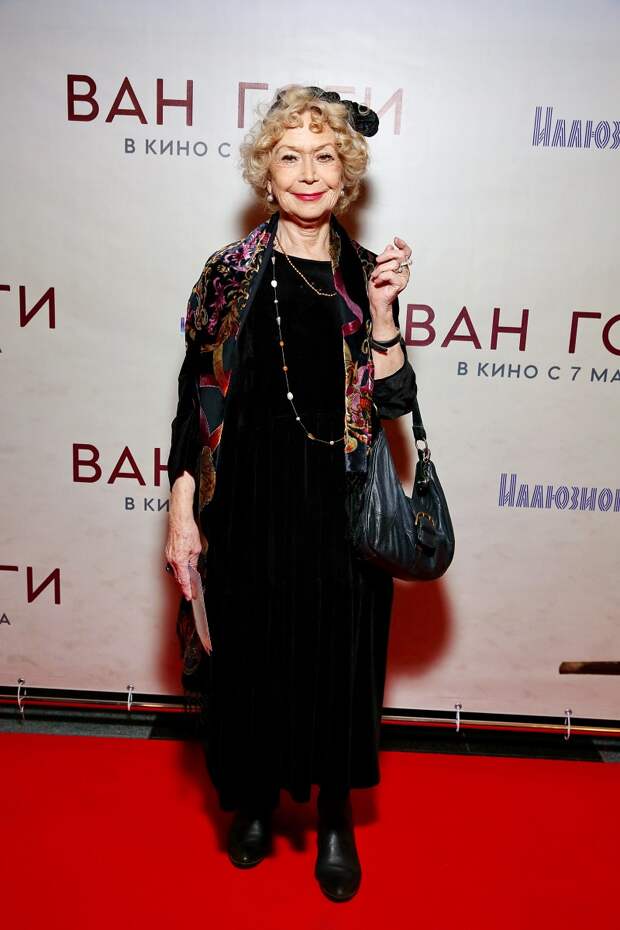 Лариса Гузеева, Светлана Ходченкова, Светлана Немоляева и «Ван Гоги» Лариса Гузеева, Светлана Ходченкова, Светлана Немоляева и «Ван Гоги»