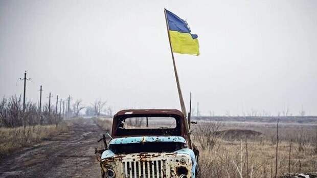 Постмайданным украинским политикам давно следовало бы задуматься о том, почему вдруг они, в течение всего периода украинской независимости не имевшие ни одного шанса пробиться в высшие эшелоны власти,