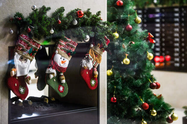 РИА Новости: "Тайного Санту" считают навязанной формальностью 37% россиян