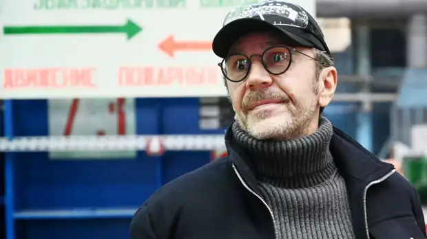 Шнуров рассказал о намерении совмещать творчество и политику