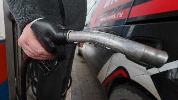 Жителям Дании рекомендовали сократить поездки на машинах из-за дефицита нефти