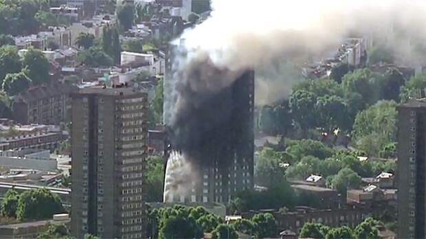 Полиция заявила о 80 погибших при пожаре в жилой высотке в Лондоне