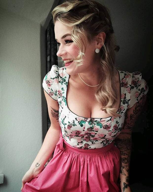 oktoberfest_beauties_70708630_458809081645139_6330558359773728464_n.jpg