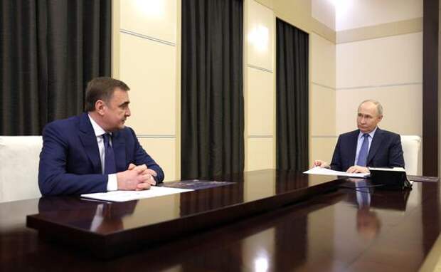 Путин провёл рабочую встречу с губернатором Тульской области Дюминым