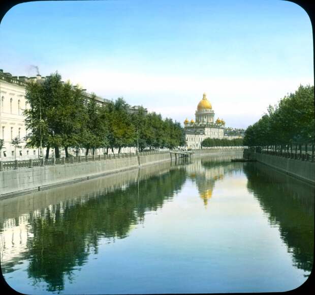 Санкт-Петербург. Исаакиевский собор, вид из Юсуповского дворца