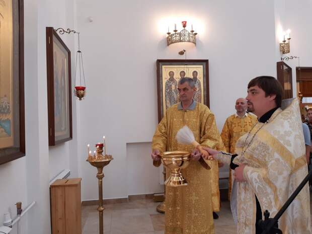 В храме на Покровской освятили икону Луки Крымского