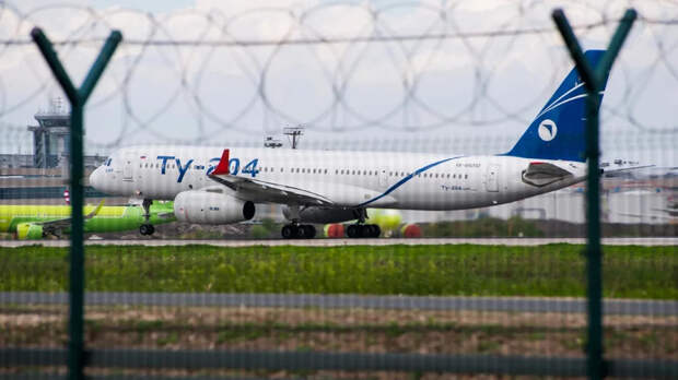 «Ростех»: восстановление старых пассажирских самолетов продлили до 2027 года