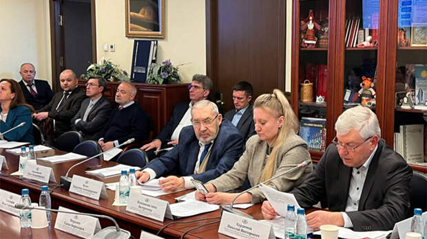 Семь миллионов друзей для депутатов. Кто пишет законы "под мигрантов" в России? Раскрываем имена, схемы и суммы