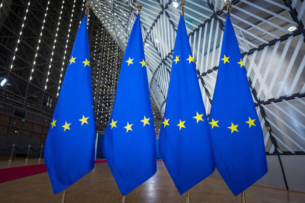 Politico: институты Евросоюза недостаточно шутят в публичных заявлениях