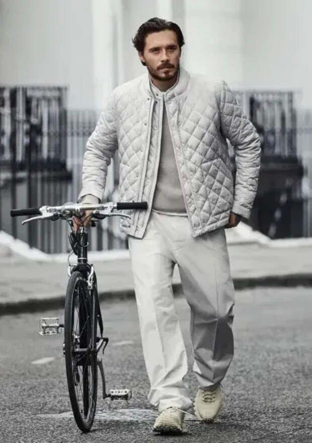 Бруклин Бекхэм для Moncler Pre-Fall 2025