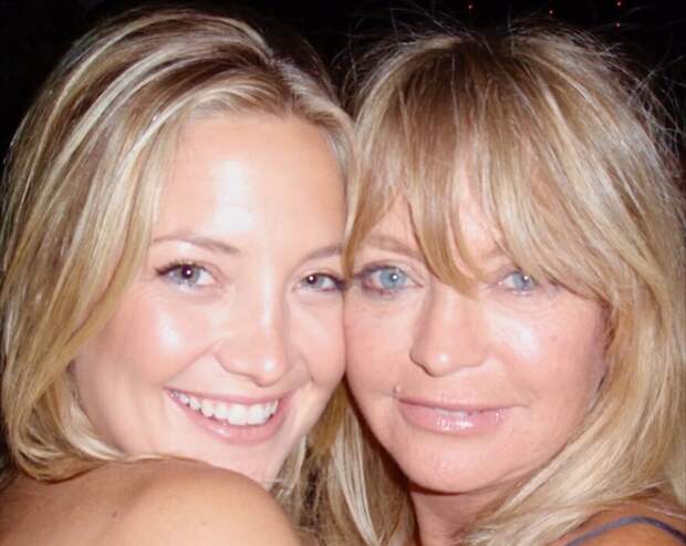 «С днем рождения, любимая!»: Кейт Хадсон растрогала до слез, поздравив 80-летнюю маму