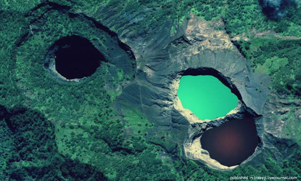 Кратер Келимуту. Самые удивительные вулканические кратеры нашей планеты