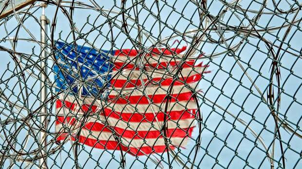 Правозащитники ФБР призвали Байдена изменить провальную политику тюремных наказаний